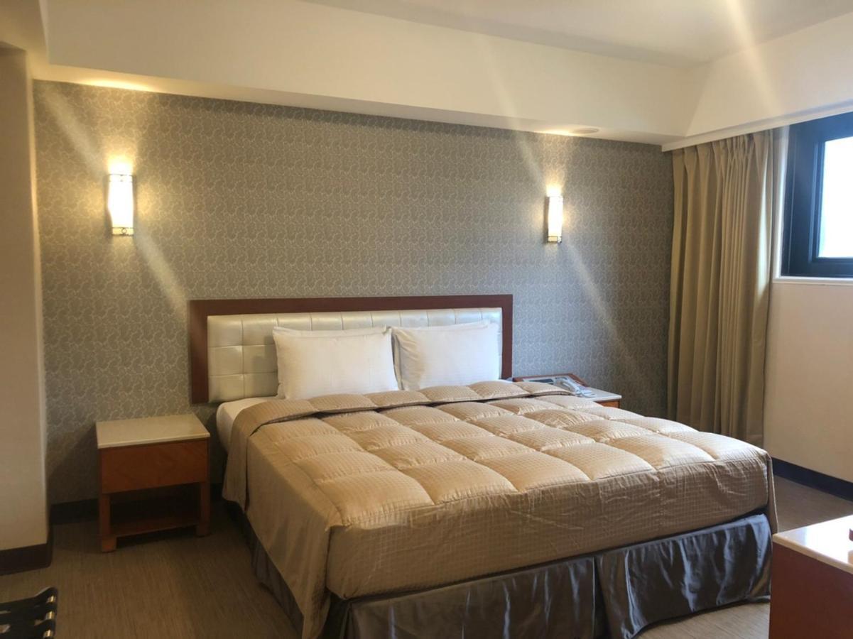 Doitsu Hotel Tajpej Zewnętrze zdjęcie
