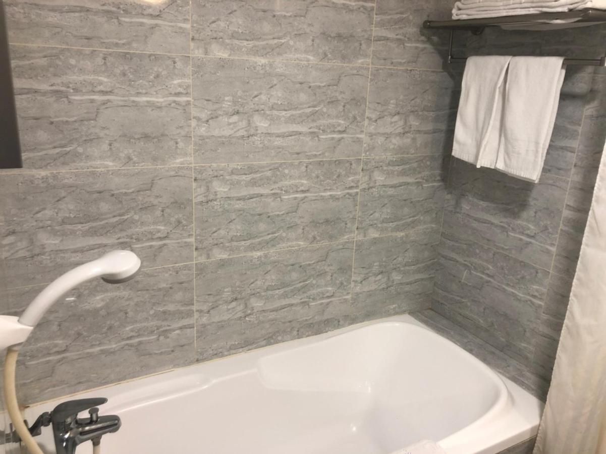 Doitsu Hotel Tajpej Zewnętrze zdjęcie