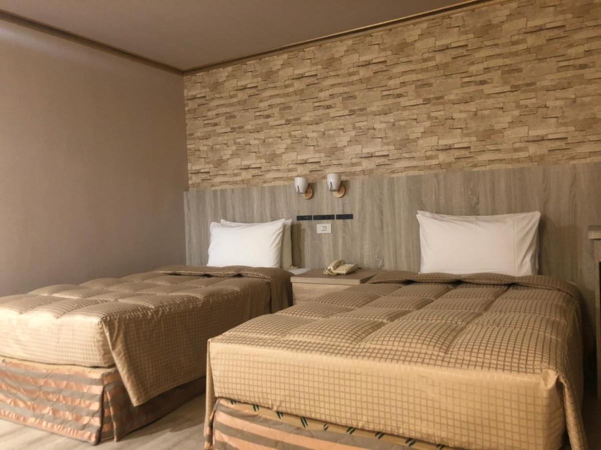 Doitsu Hotel Tajpej Zewnętrze zdjęcie