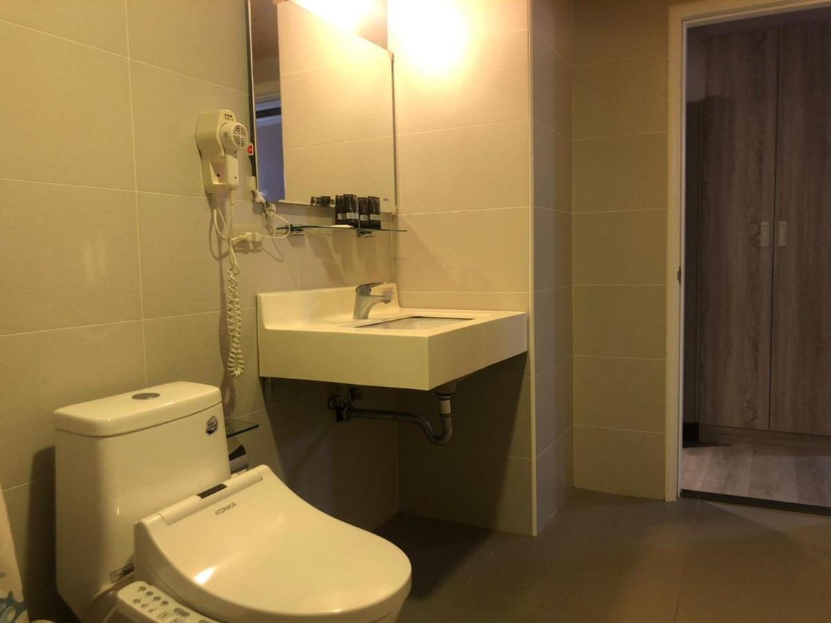Doitsu Hotel Tajpej Zewnętrze zdjęcie