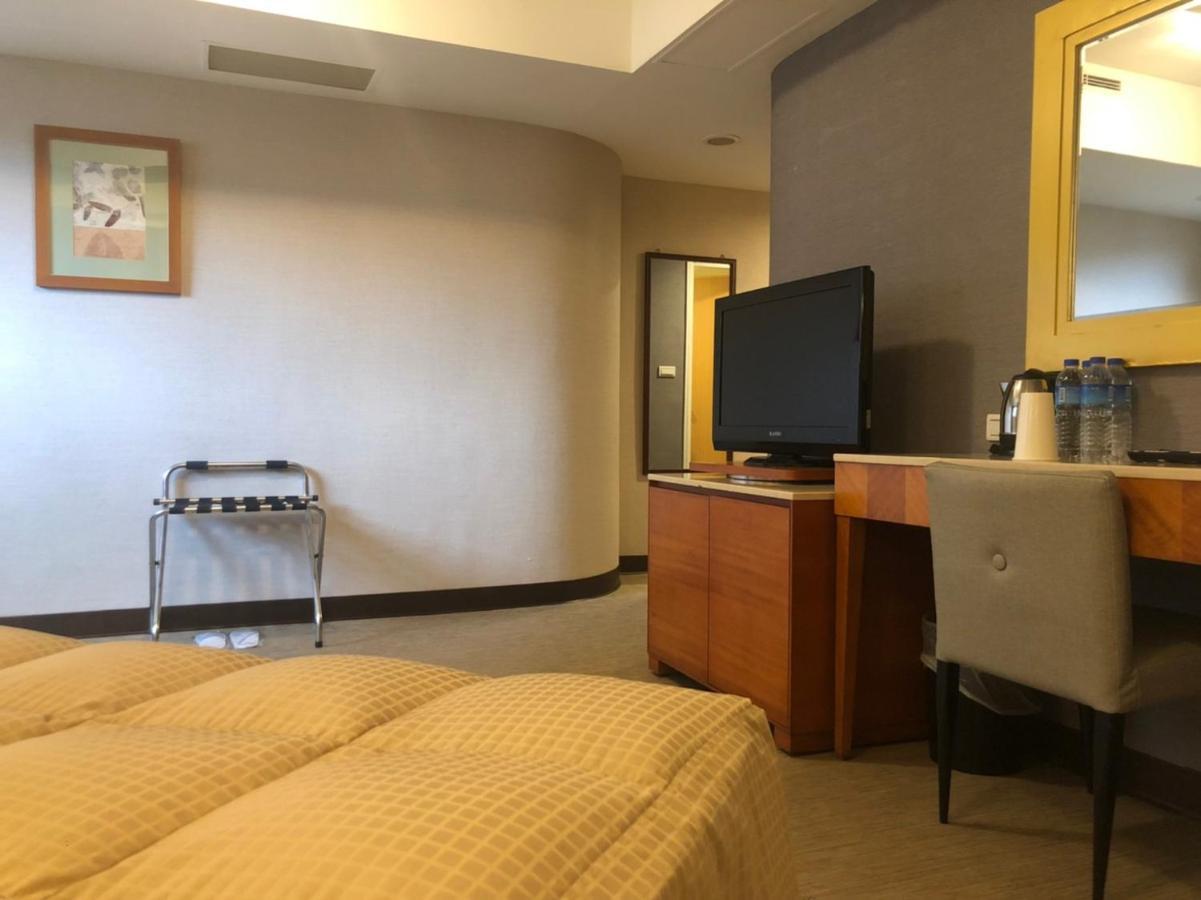 Doitsu Hotel Tajpej Zewnętrze zdjęcie