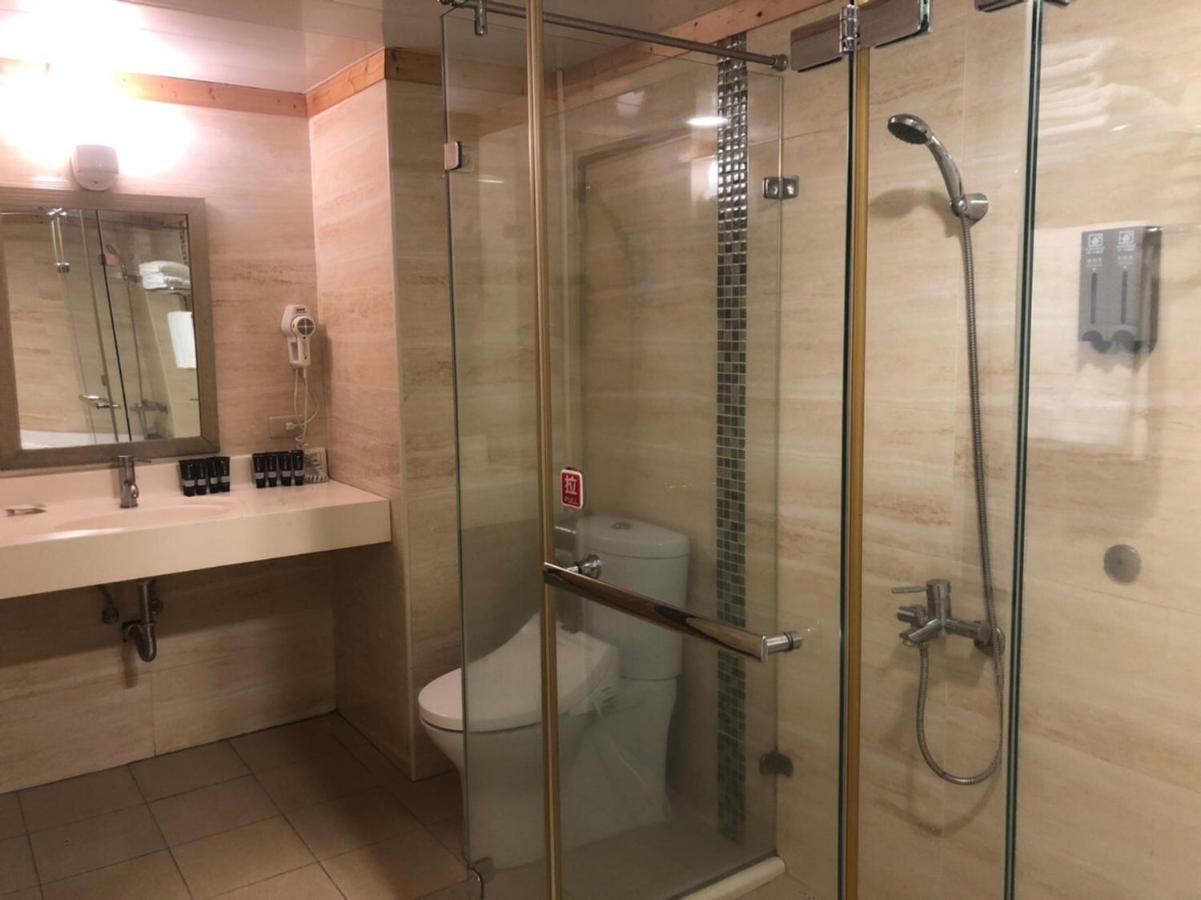 Doitsu Hotel Tajpej Zewnętrze zdjęcie
