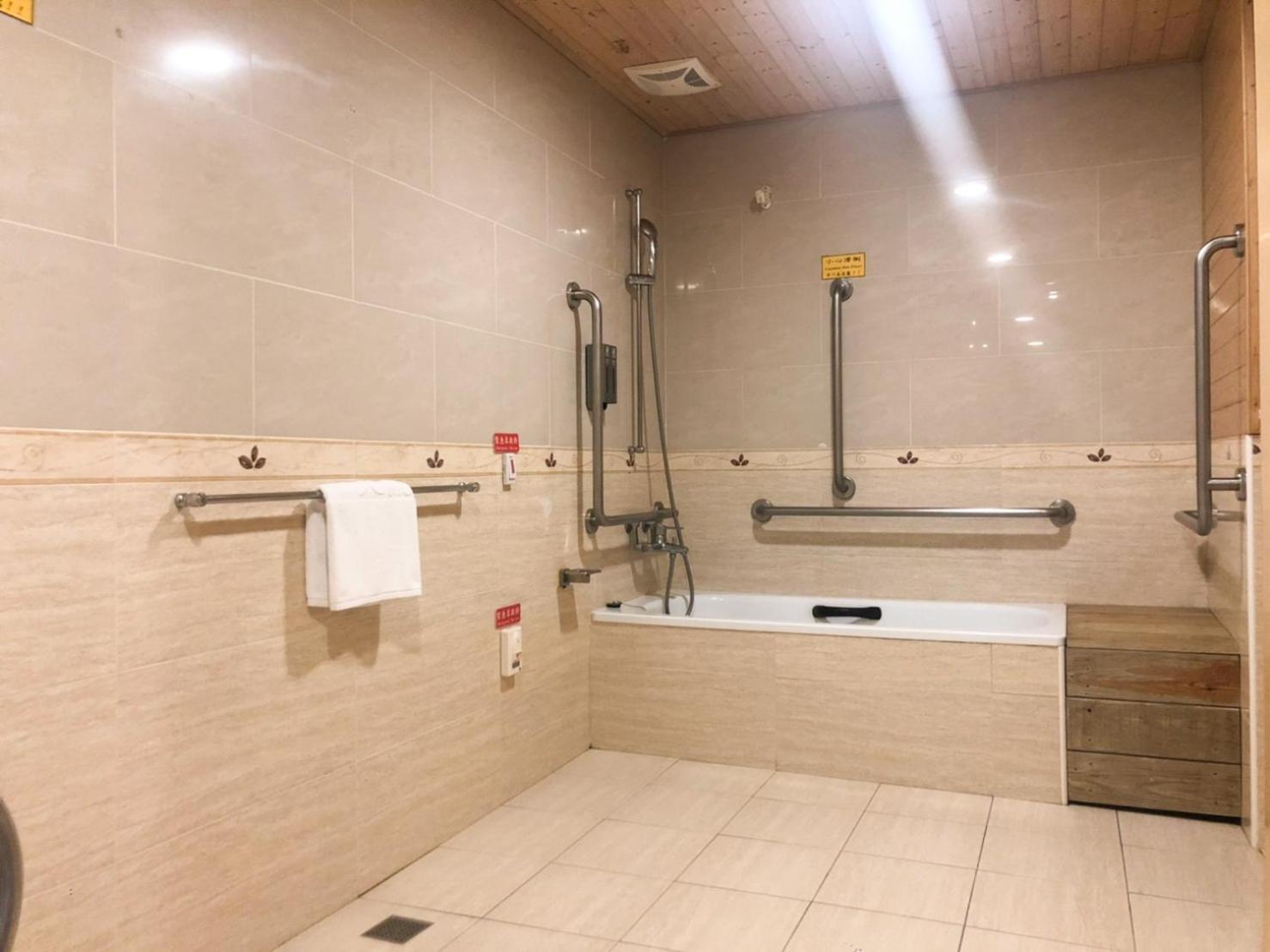 Doitsu Hotel Tajpej Zewnętrze zdjęcie